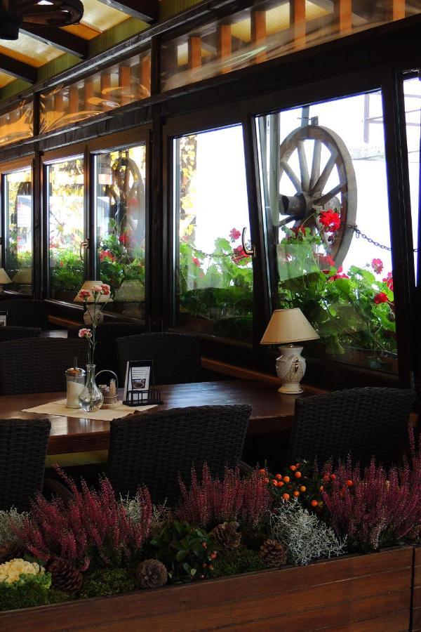 Hotel Club Кежмарок Экстерьер фото