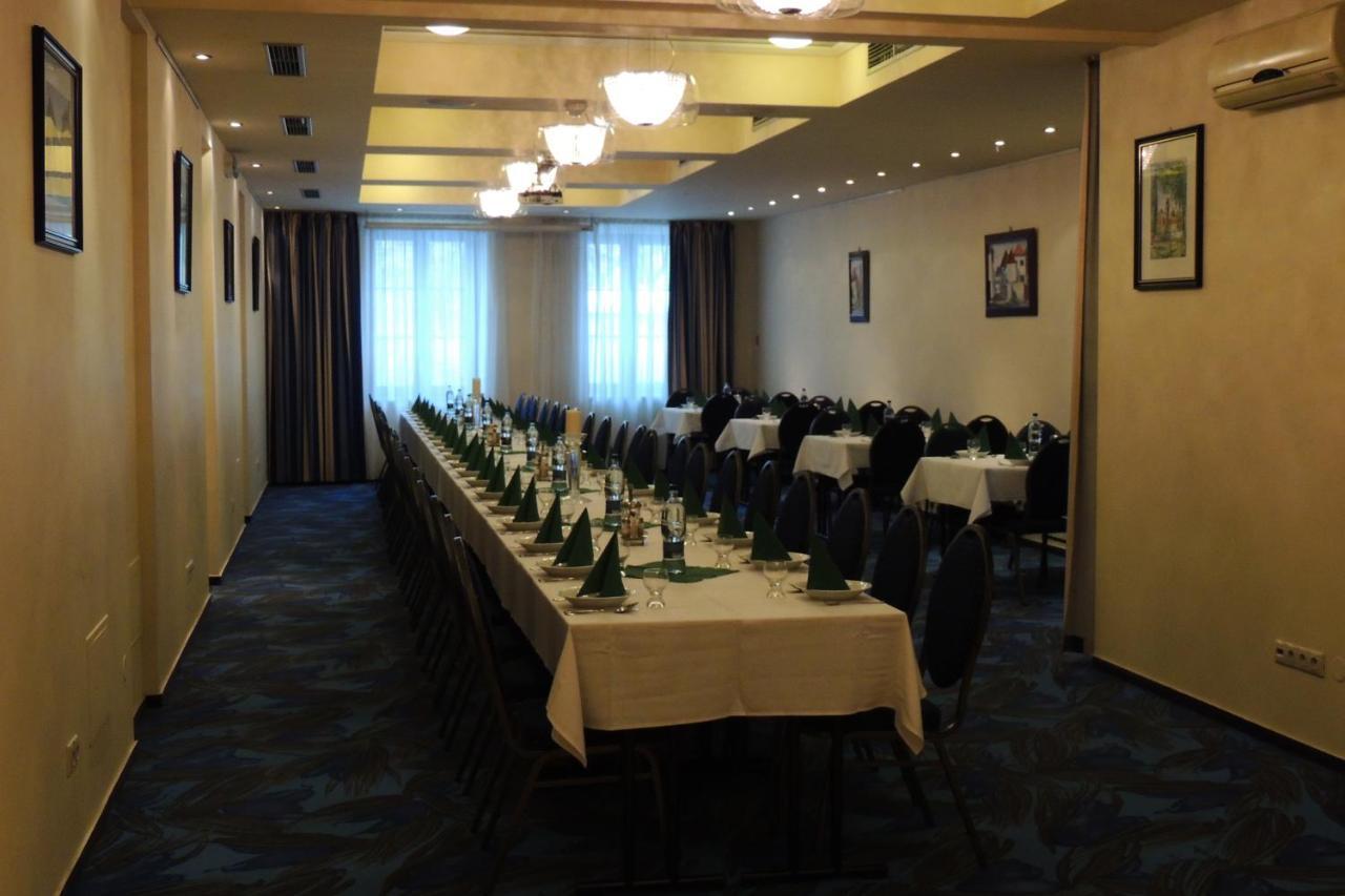 Hotel Club Кежмарок Экстерьер фото
