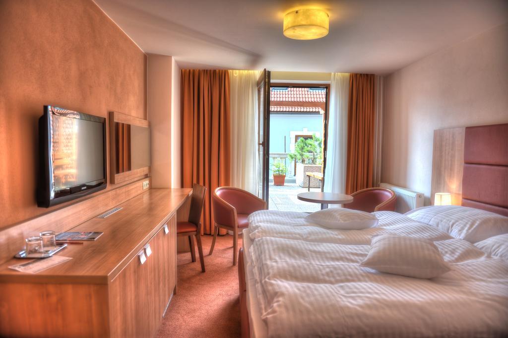 Hotel Club Кежмарок Экстерьер фото