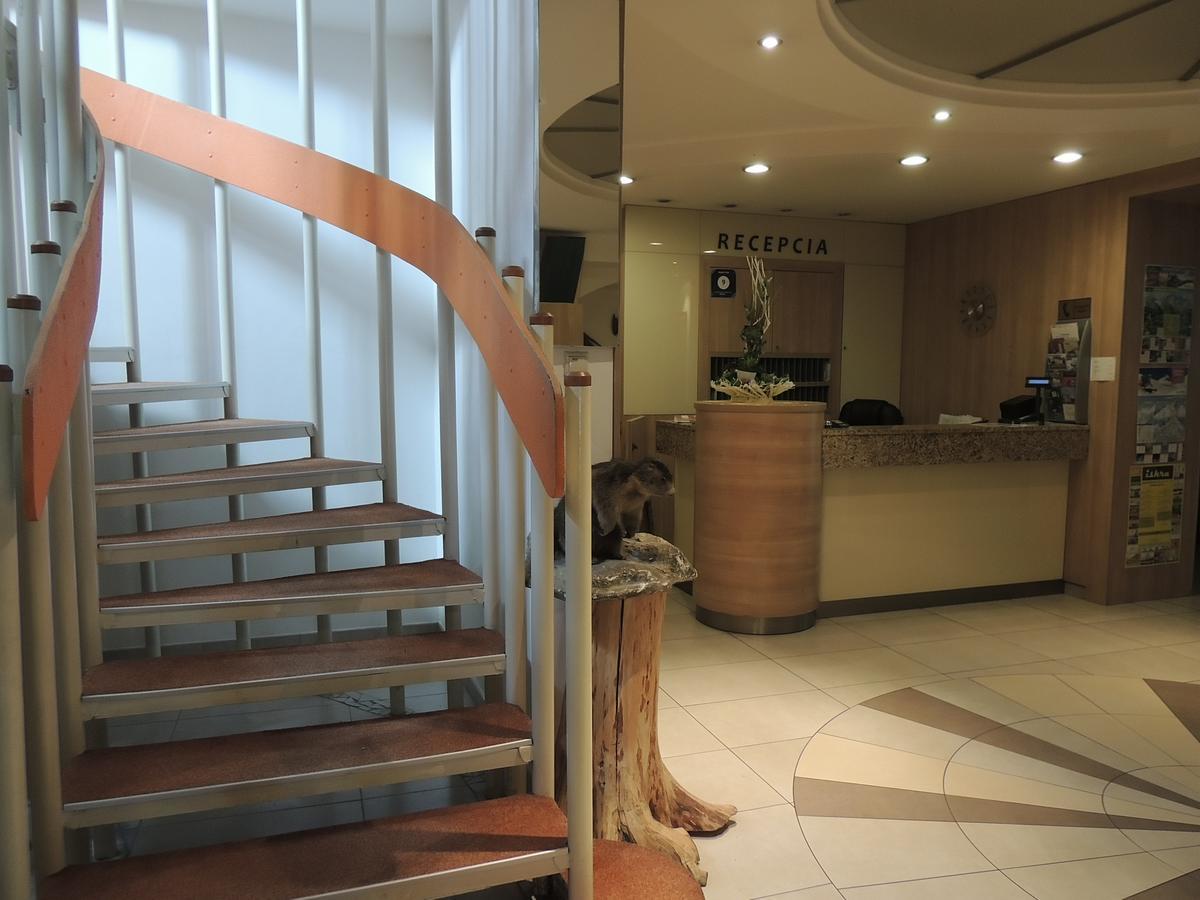 Hotel Club Кежмарок Экстерьер фото