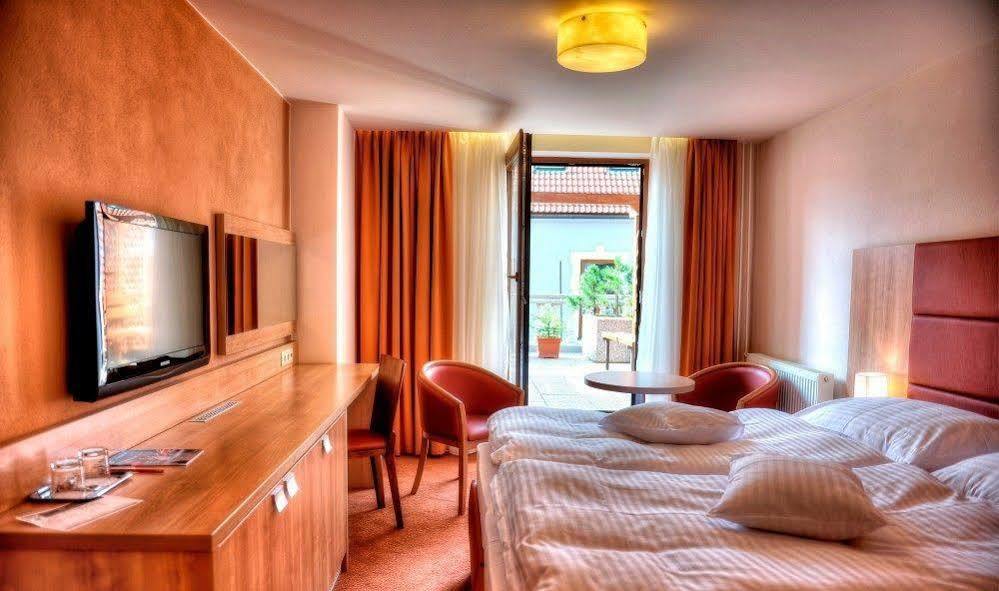 Hotel Club Кежмарок Экстерьер фото