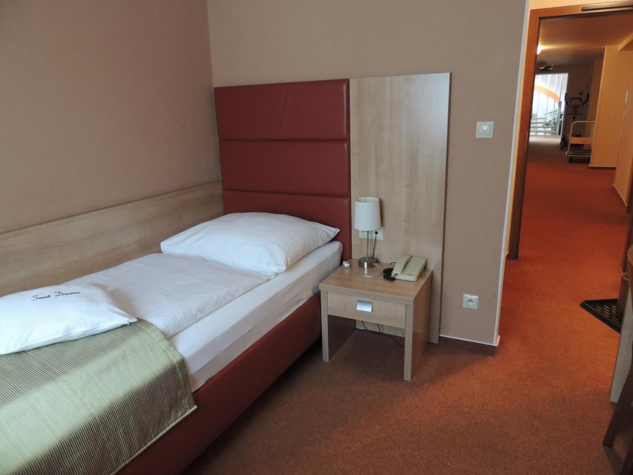Hotel Club Кежмарок Экстерьер фото